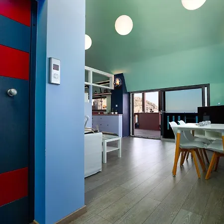 Menelaos Penthouse