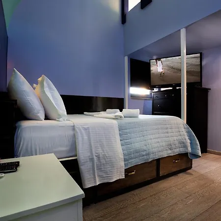 Menelaos Penthouse * Mochlos